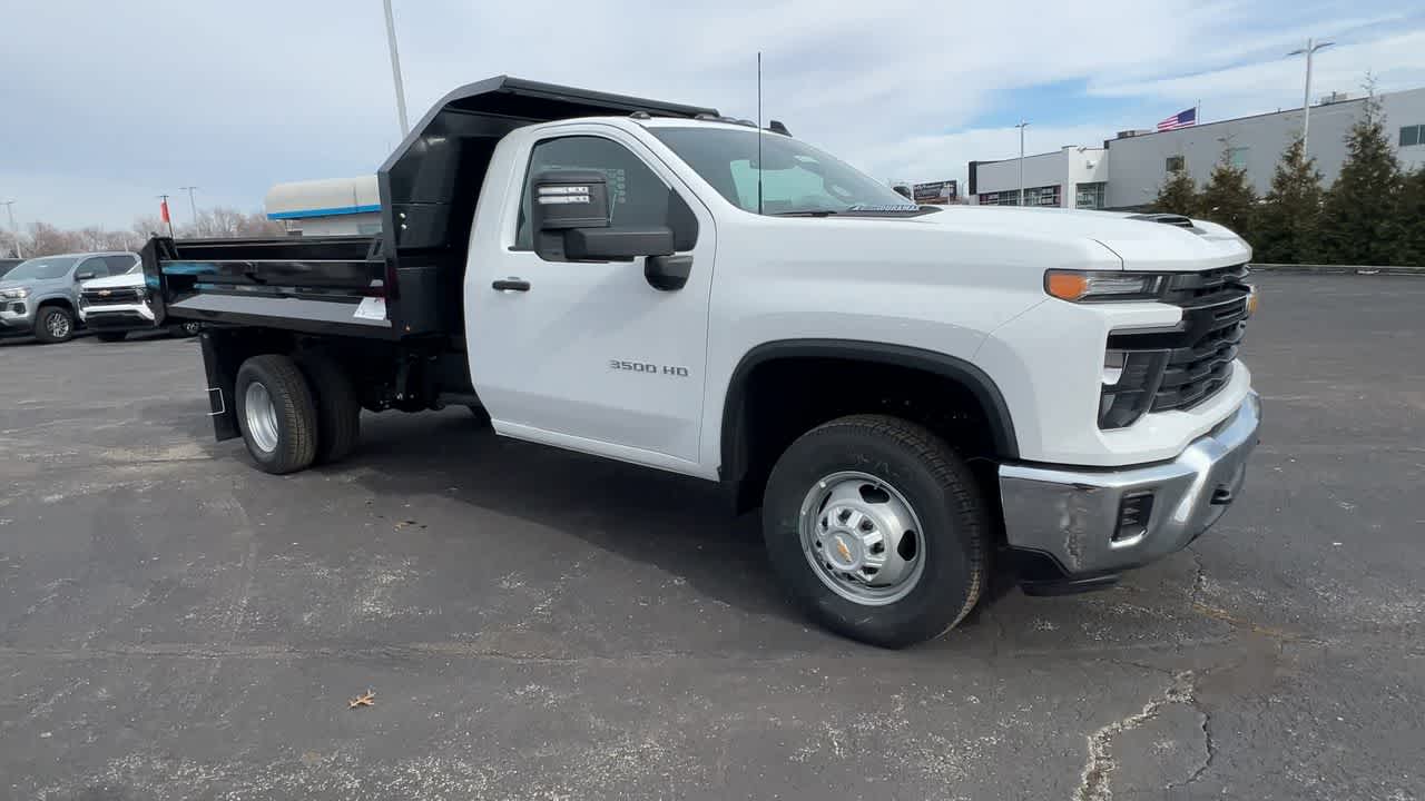 2025 Chevrolet Silverado 3500 HD Chassis Cab Work Truck