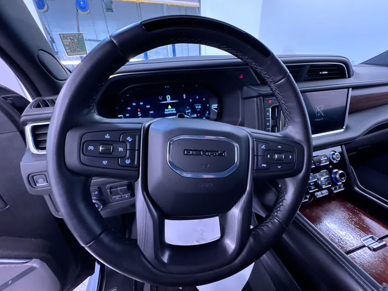 2024 GMC Yukon Denali Ultimate