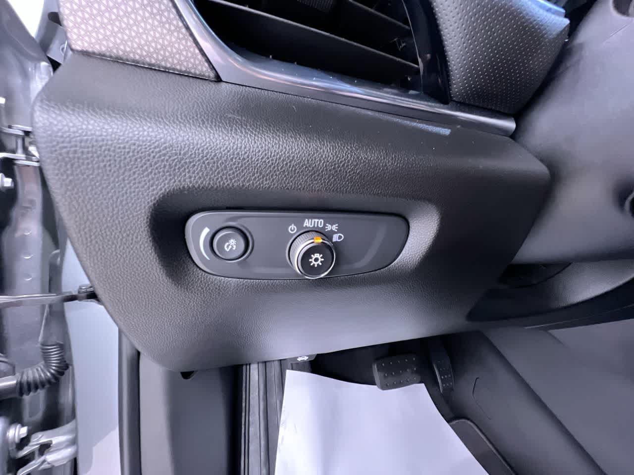 2024 Chevrolet Traverse Limited Premier