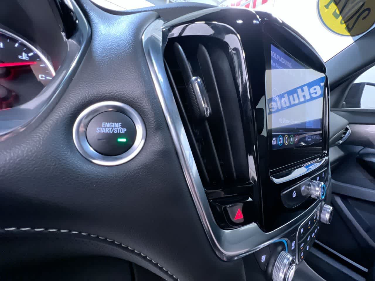 2024 Chevrolet Traverse Limited Premier