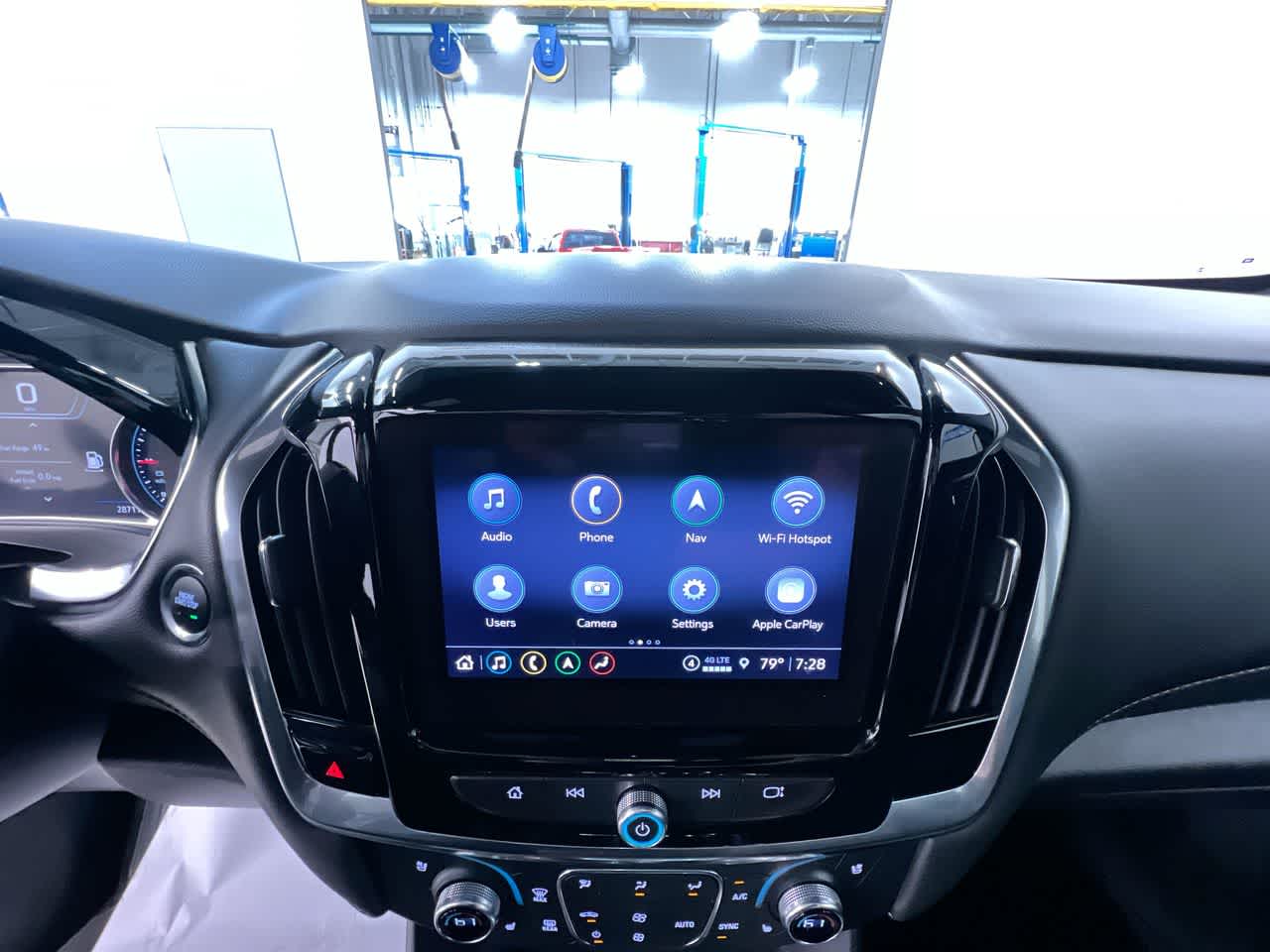 2024 Chevrolet Traverse Limited Premier