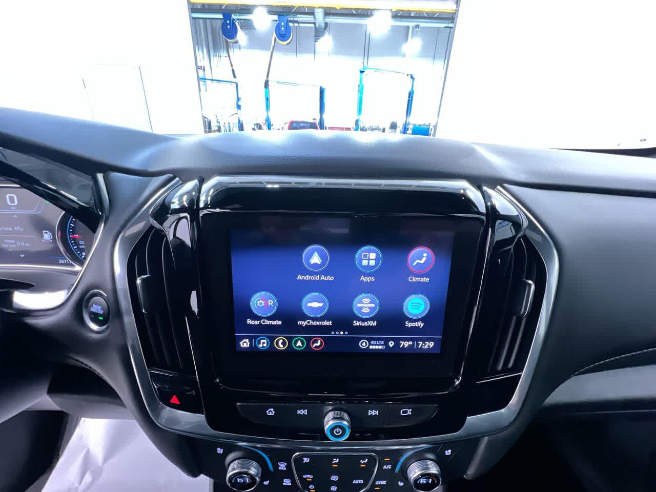 2024 Chevrolet Traverse Limited Premier