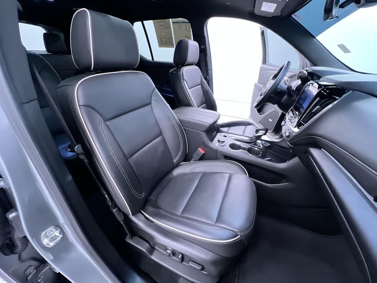 2024 Chevrolet Traverse Limited Premier
