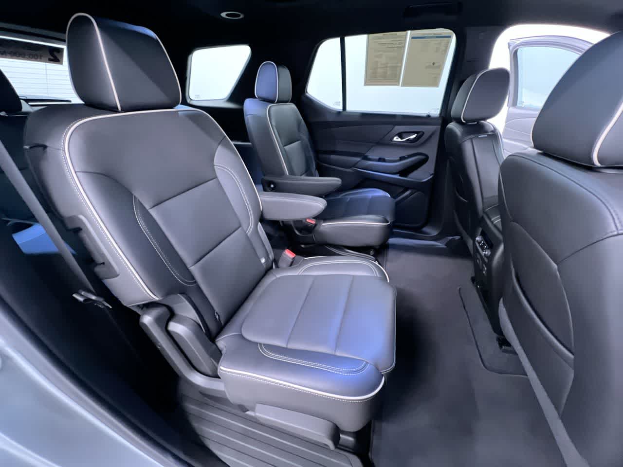 2024 Chevrolet Traverse Limited Premier