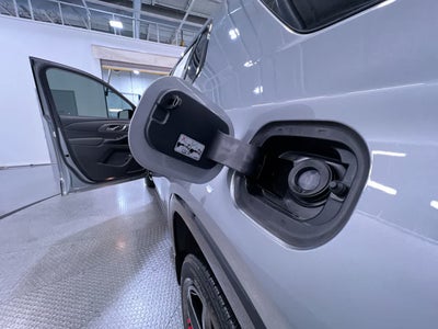 2024 Chevrolet Traverse Limited Premier