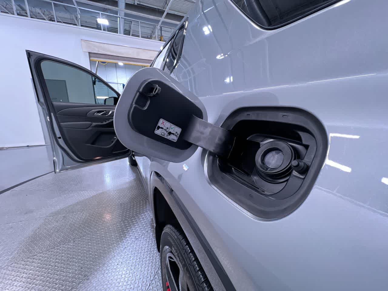2024 Chevrolet Traverse Limited Premier