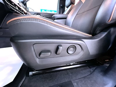 2023 GMC Canyon 4WD AT4