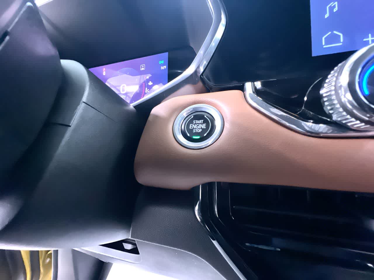 2023 GMC Canyon 4WD AT4