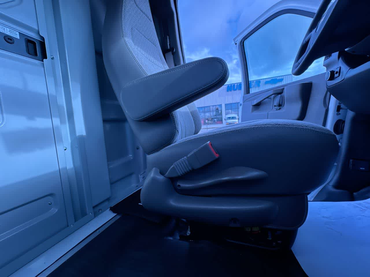 2026 Chevrolet Express Cutaway 3500 1WT