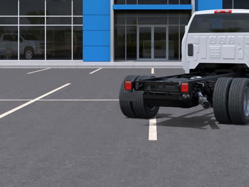 2025 Chevrolet Silverado 5500 HD Work Truck