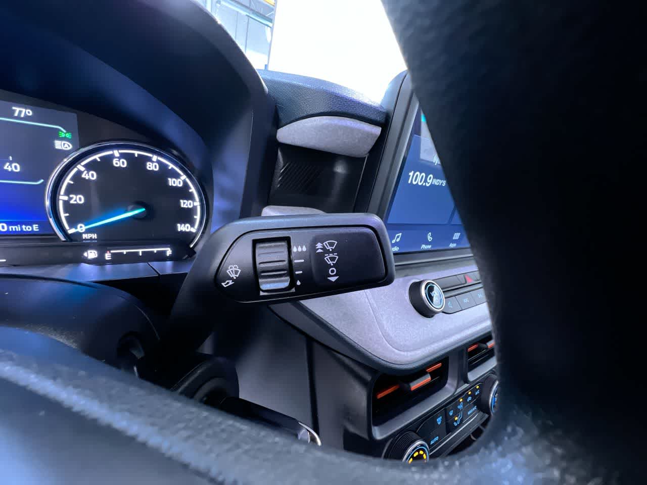 2022 Ford Maverick XL