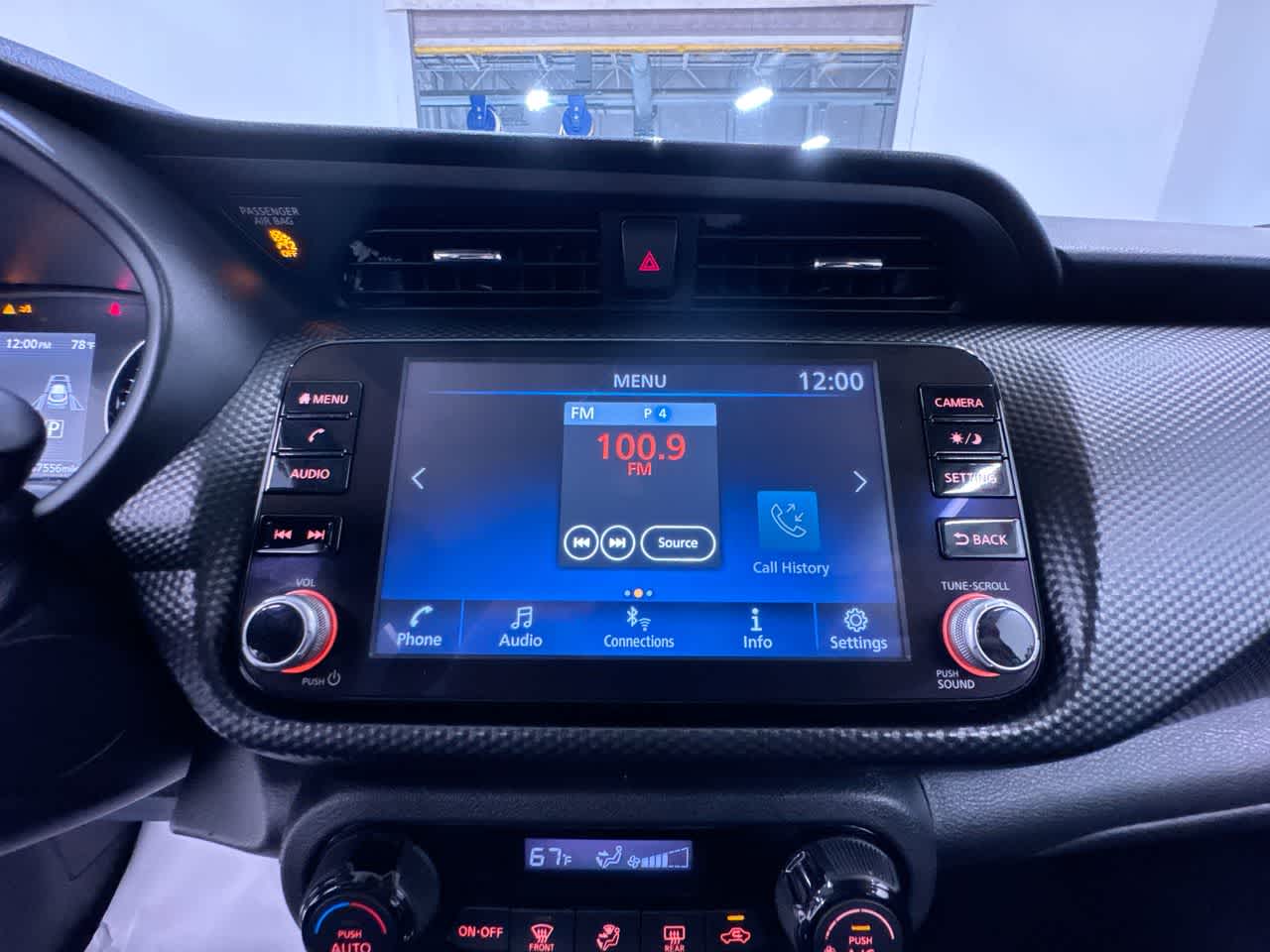 2022 Nissan Kicks SV