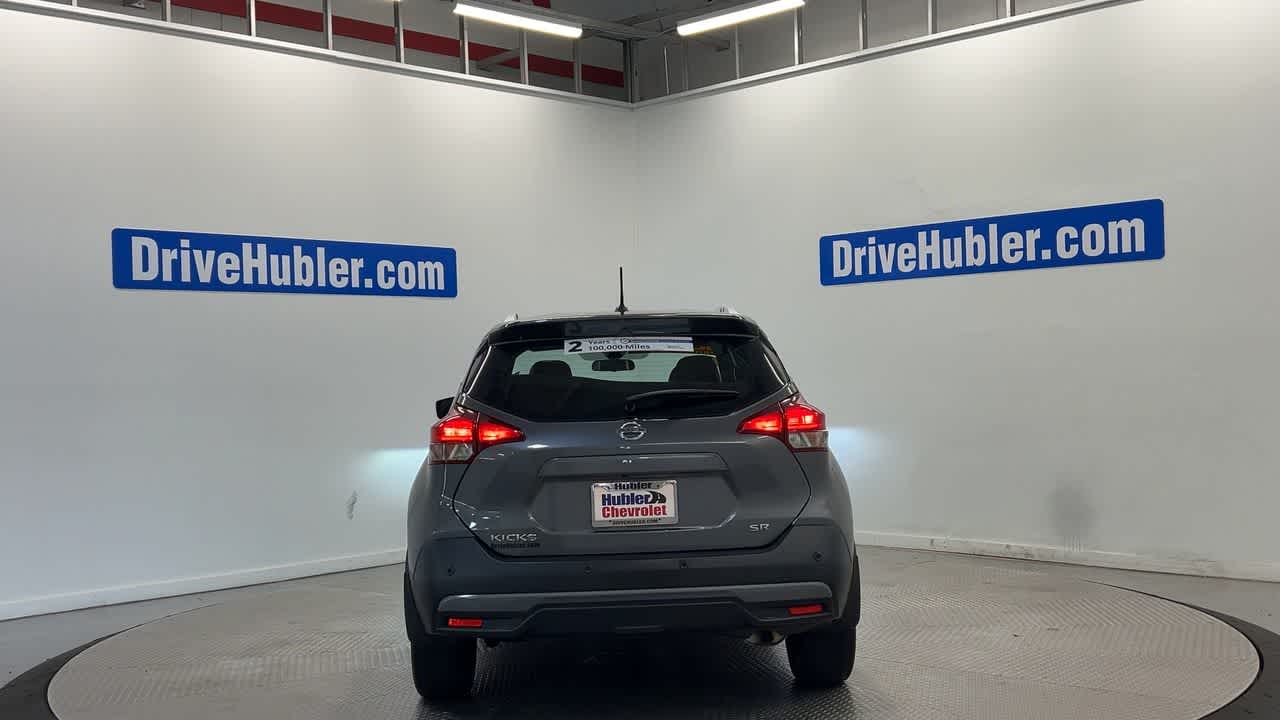 2020 Nissan Kicks SR