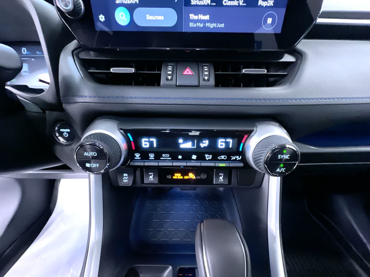 2025 Toyota RAV4 Hybrid XSE