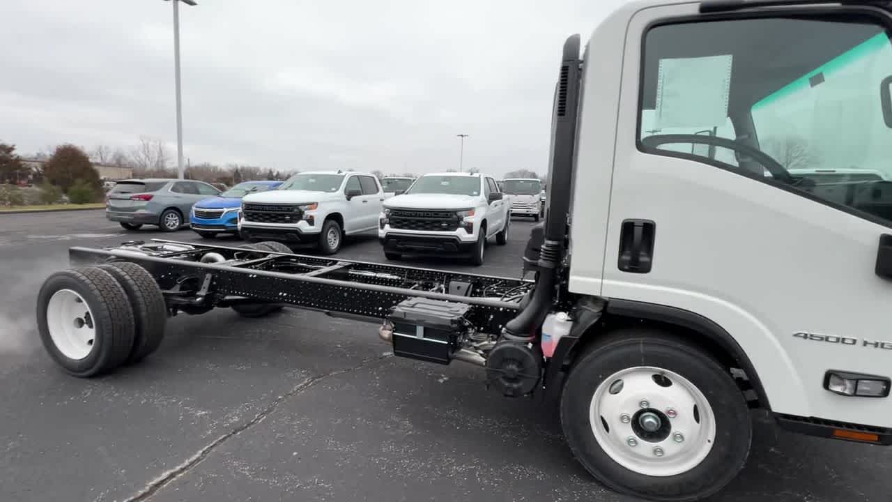 2024 Chevrolet Low Cab Forward 4500 Base