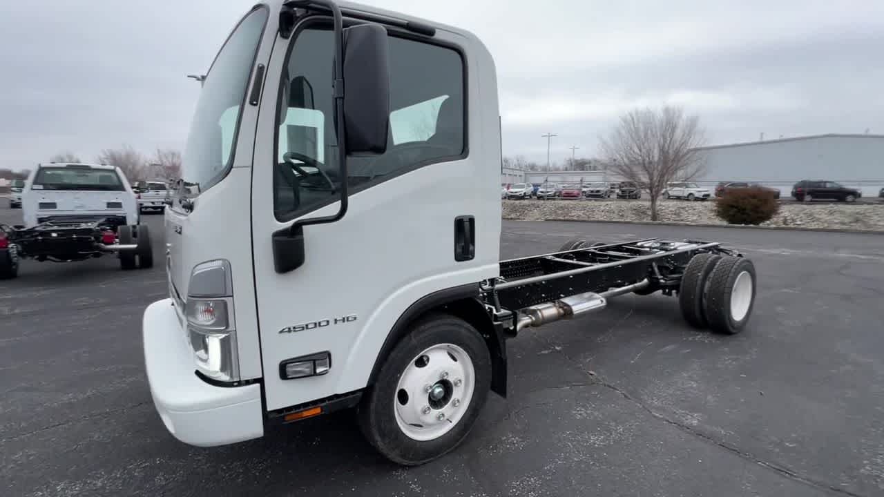 2024 Chevrolet Low Cab Forward 4500 Base