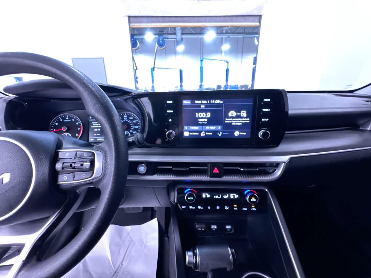 2022 Kia K5 LXS