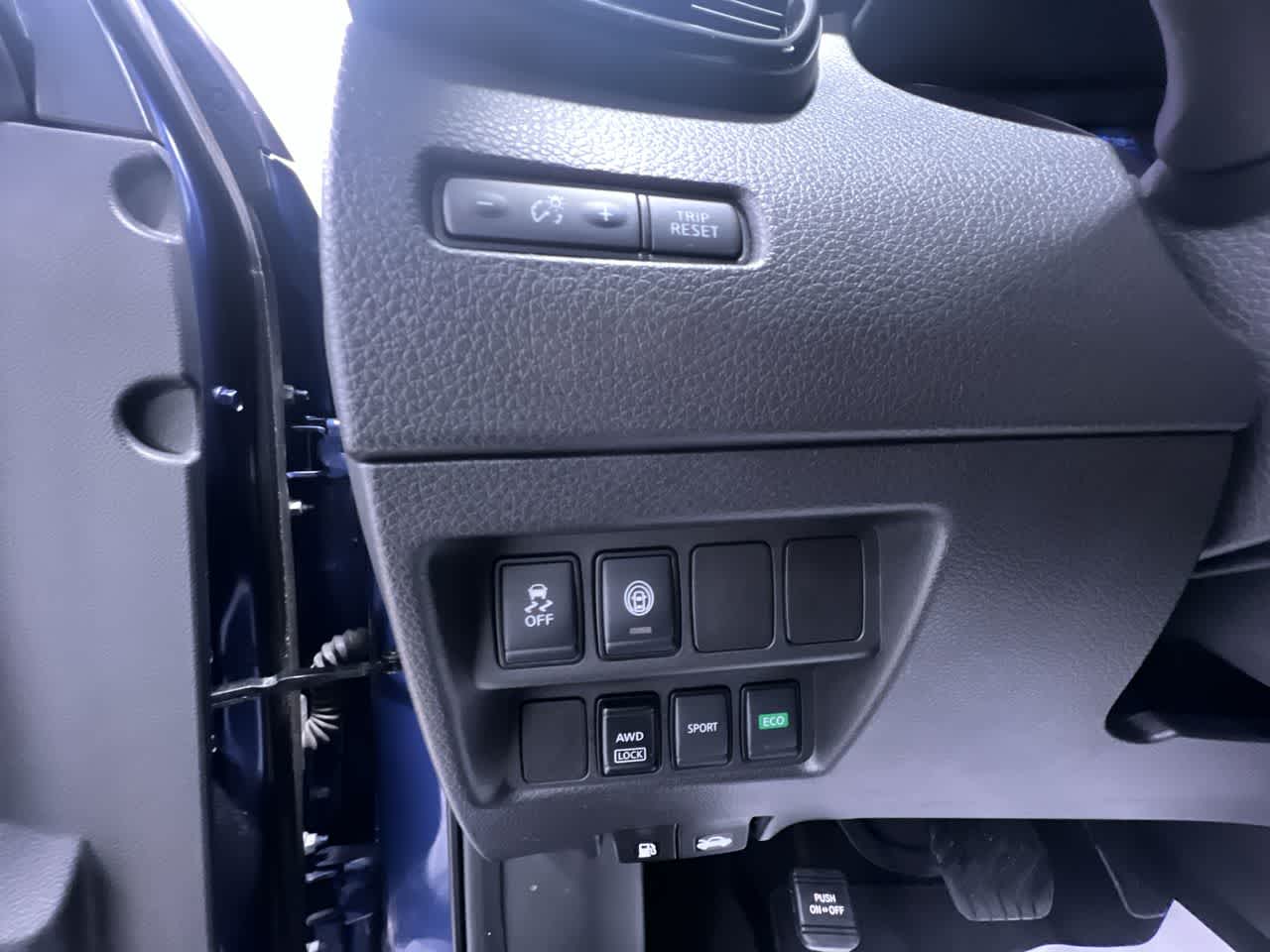 2022 Nissan Rogue Sport S