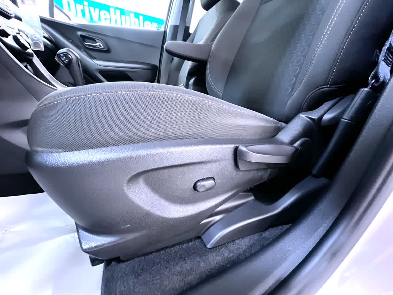 2021 Chevrolet Trax LS