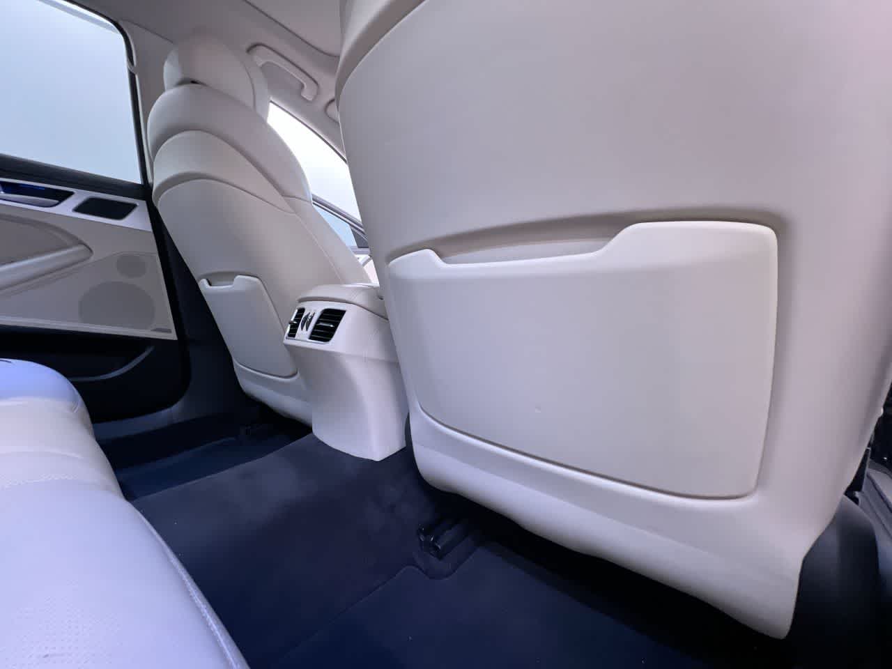 2016 Hyundai Genesis 3.8L