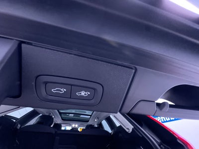 2023 Volvo XC60 Plus Dark Theme