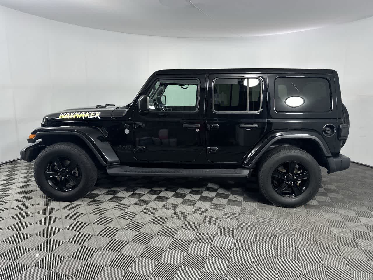 2020 Jeep Wrangler Unlimited Sahara Altitude