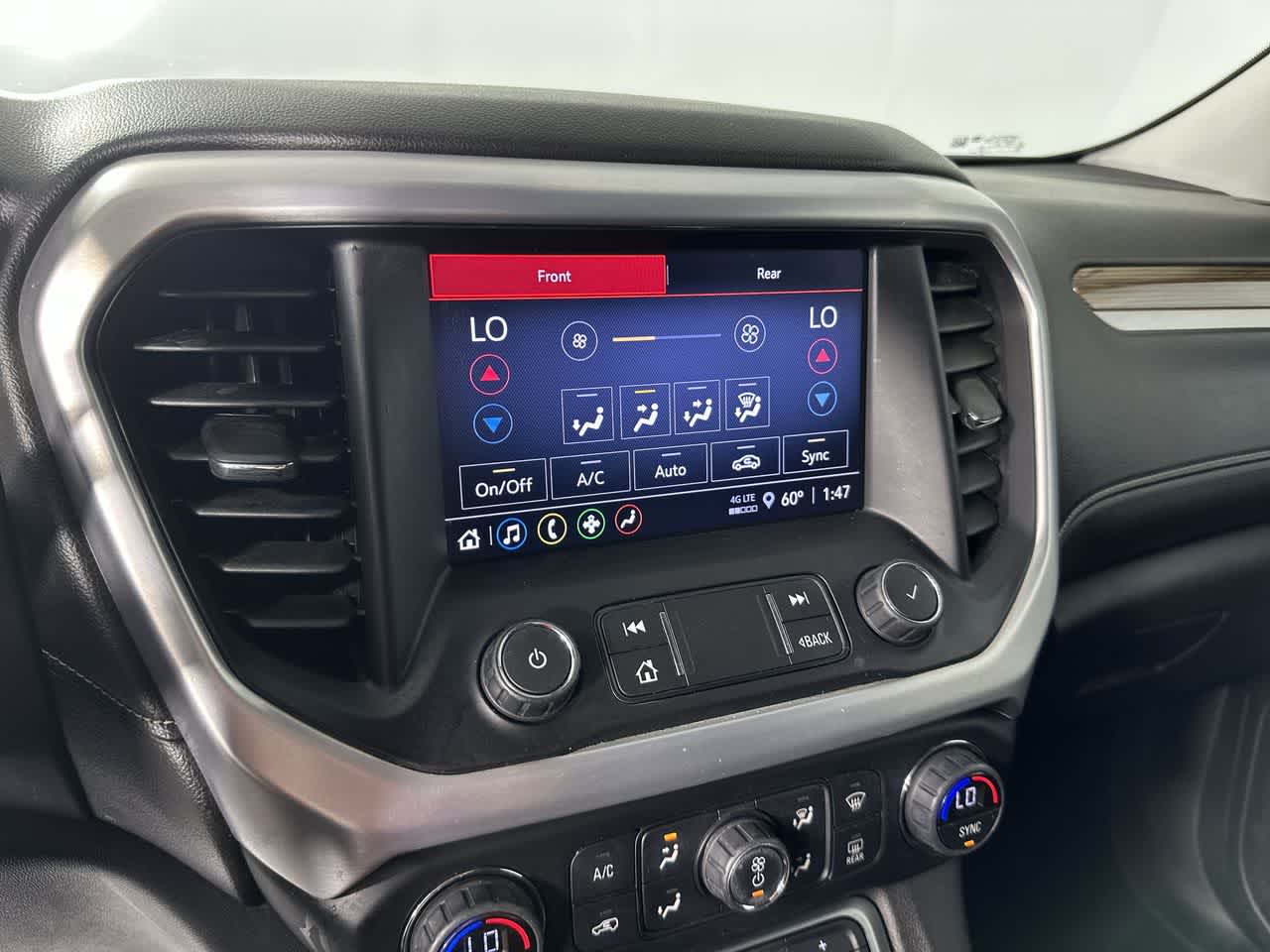 2022 GMC Acadia SLE