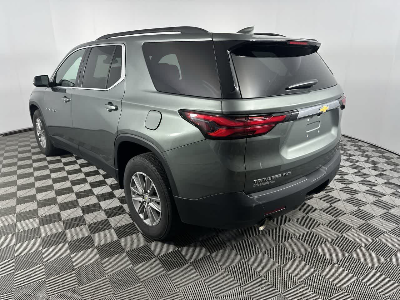 2022 Chevrolet Traverse LT Cloth