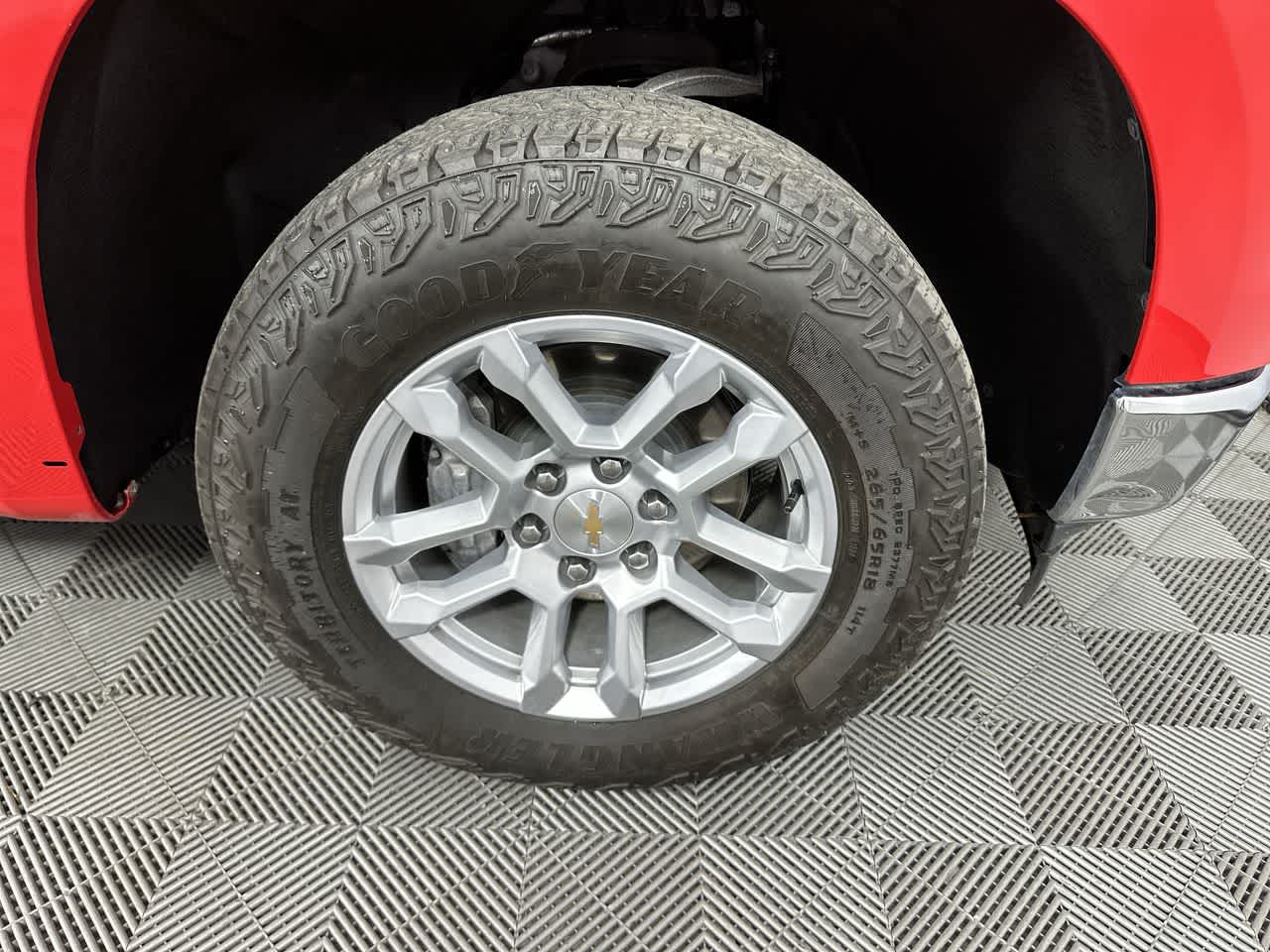 2025 Chevrolet Silverado 1500 LT