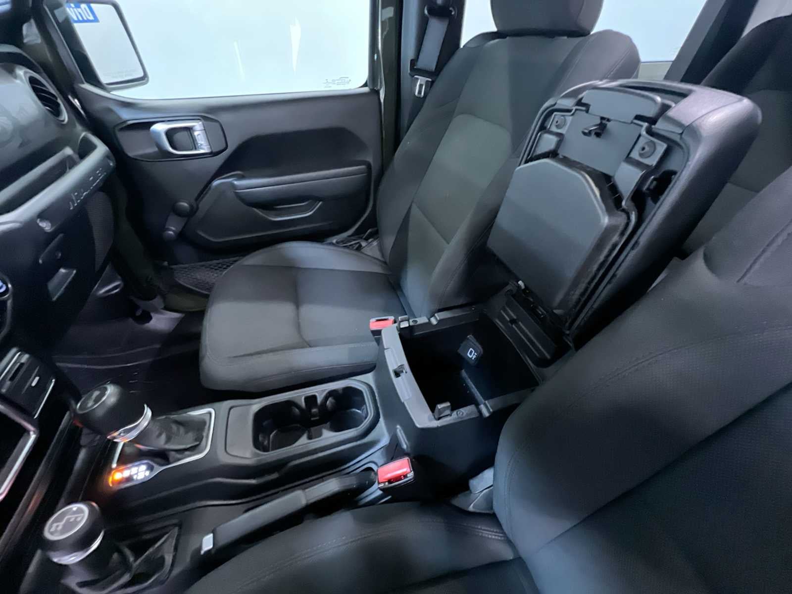 2022 Jeep Wrangler Willys Sport