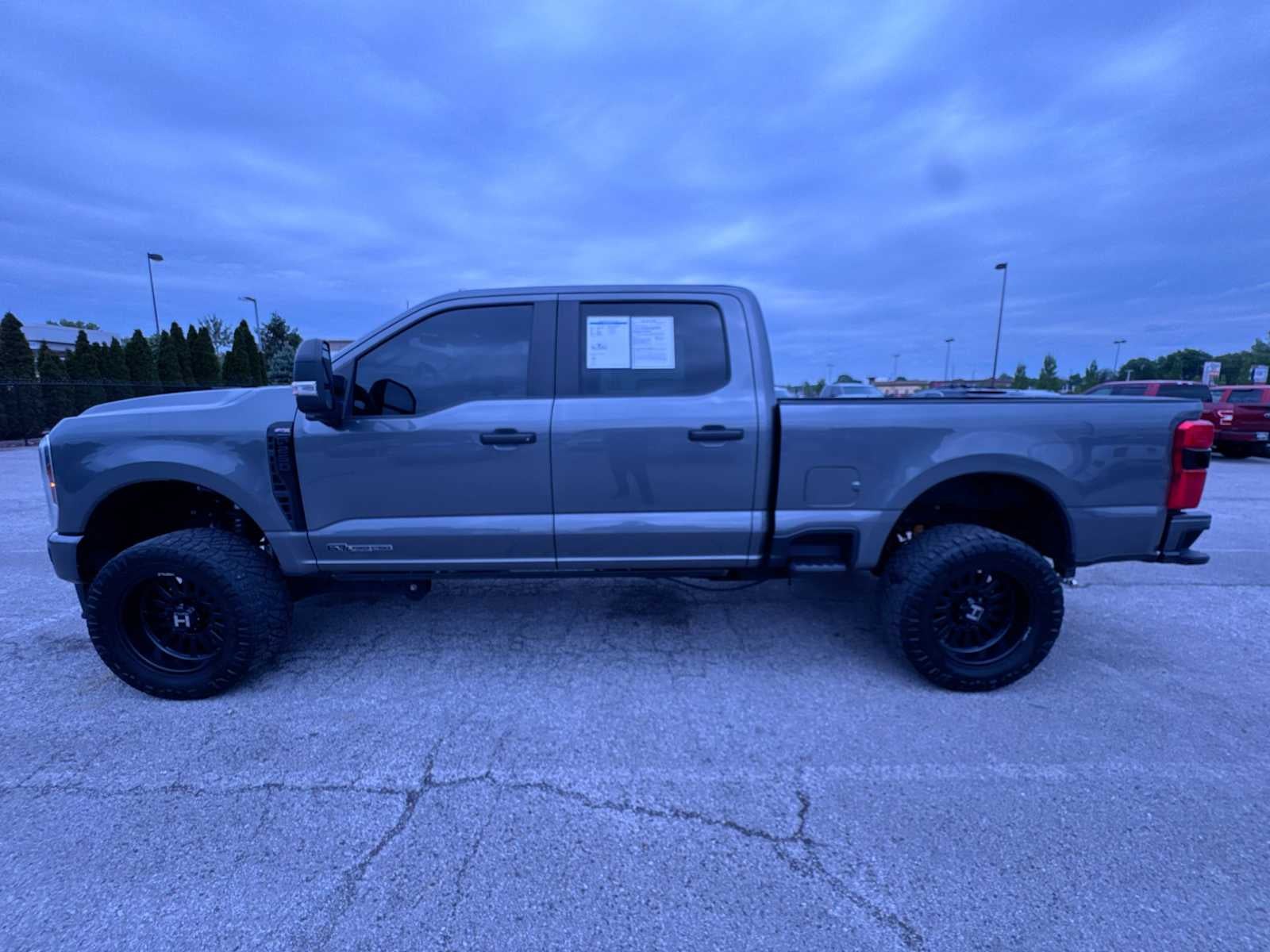 2024 Ford Super Duty F-250 Pickup XL