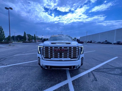 2025 GMC Sierra 3500HD Denali
