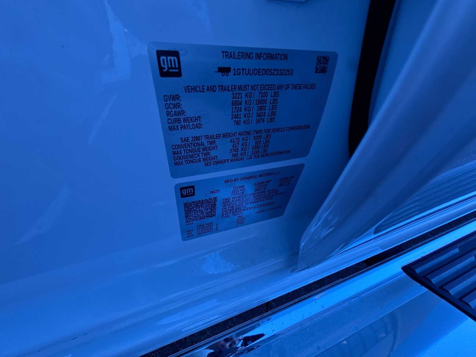 2025 GMC Sierra 1500 SLT