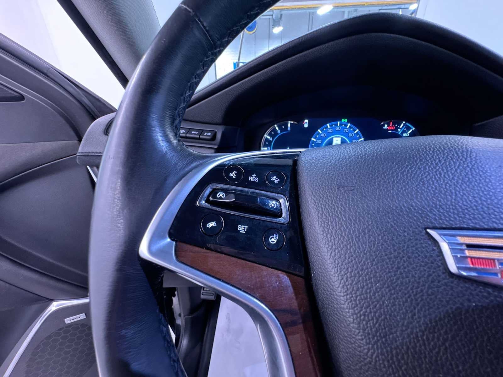 2018 Cadillac Escalade Luxury
