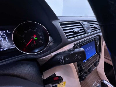 2016 Volkswagen Passat 1.8T SE