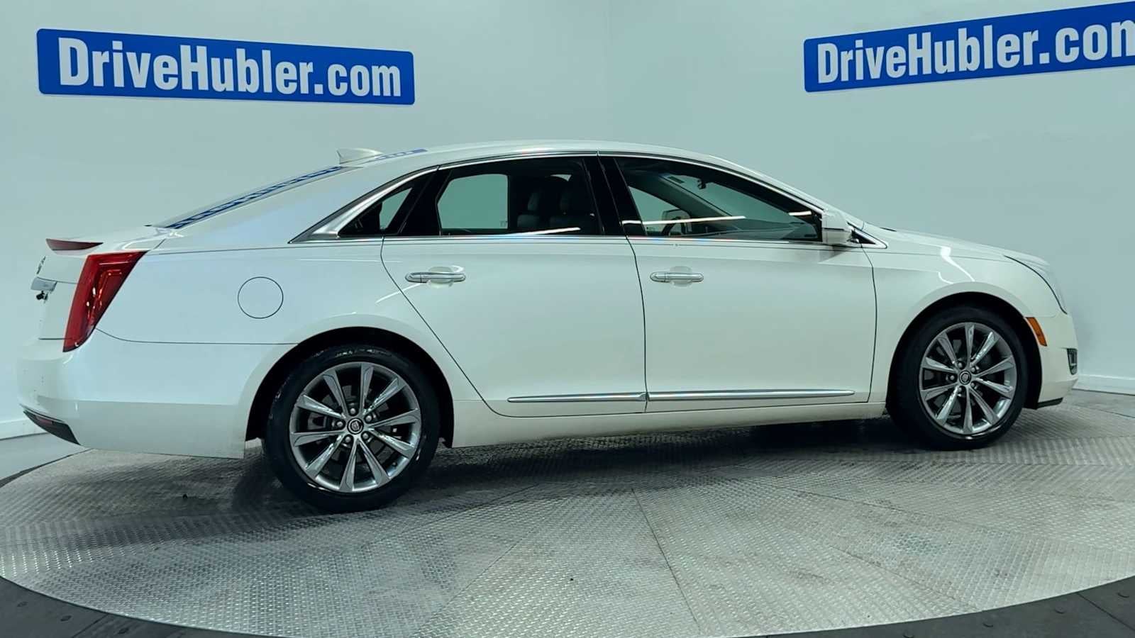2015 Cadillac XTS 4dr Sdn FWD