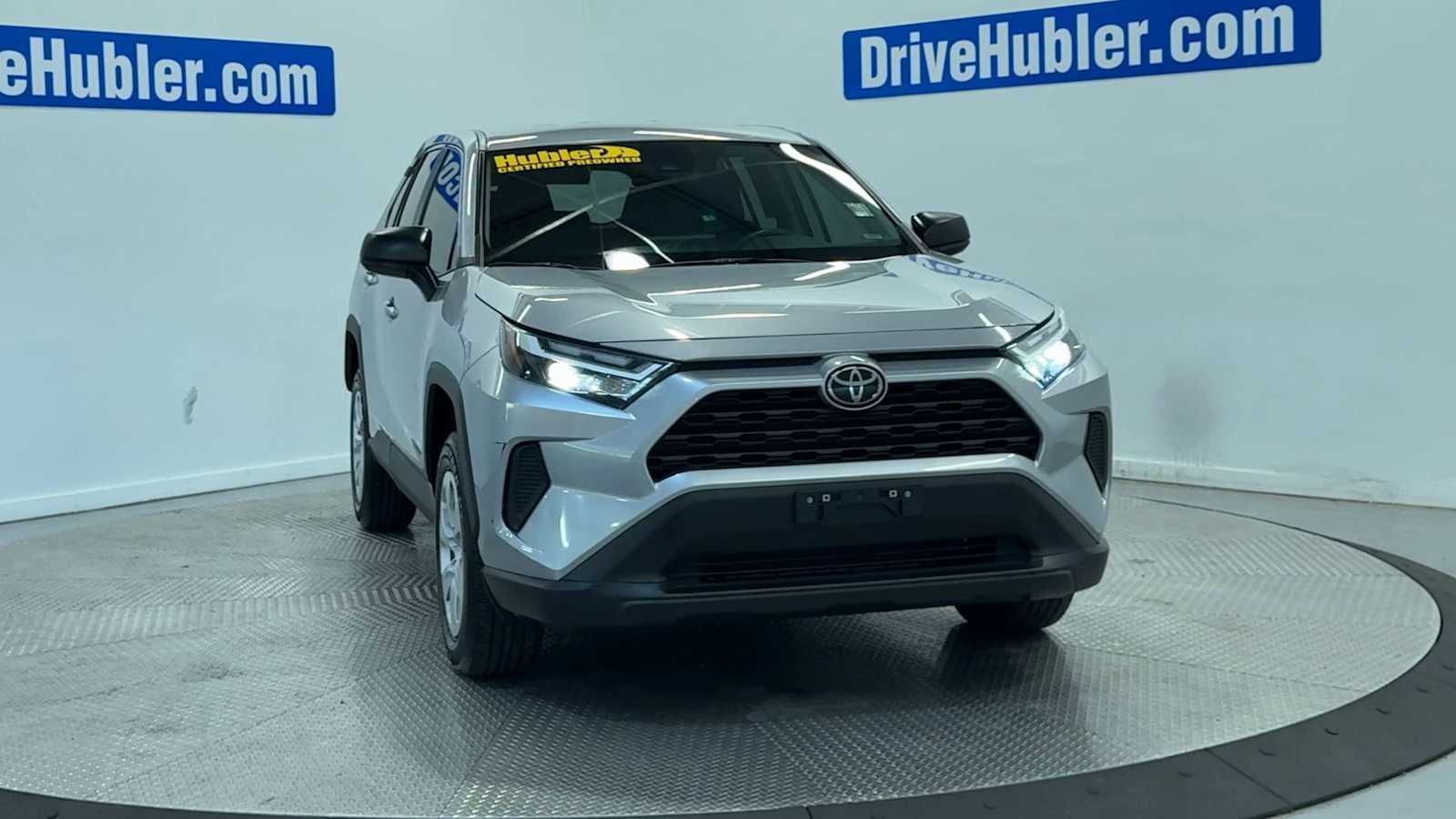 2024 Toyota RAV4 LE