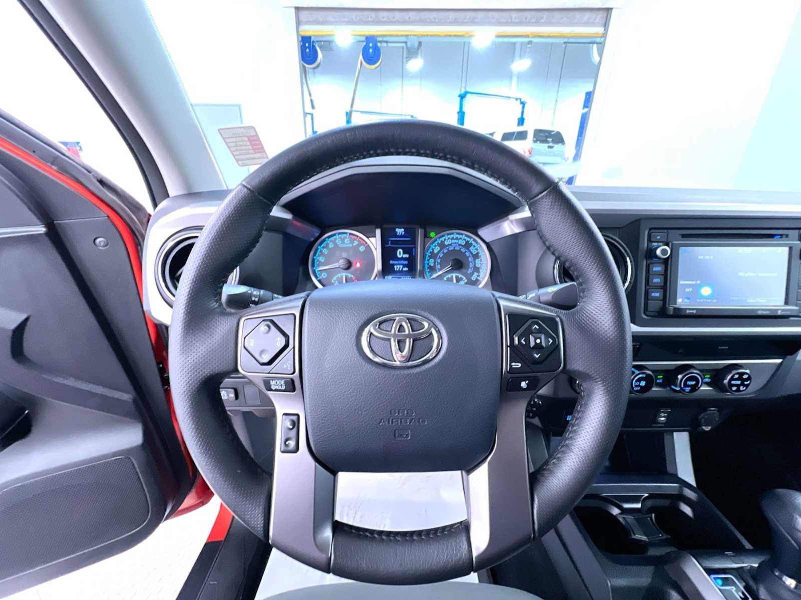 2017 Toyota Tacoma SR5