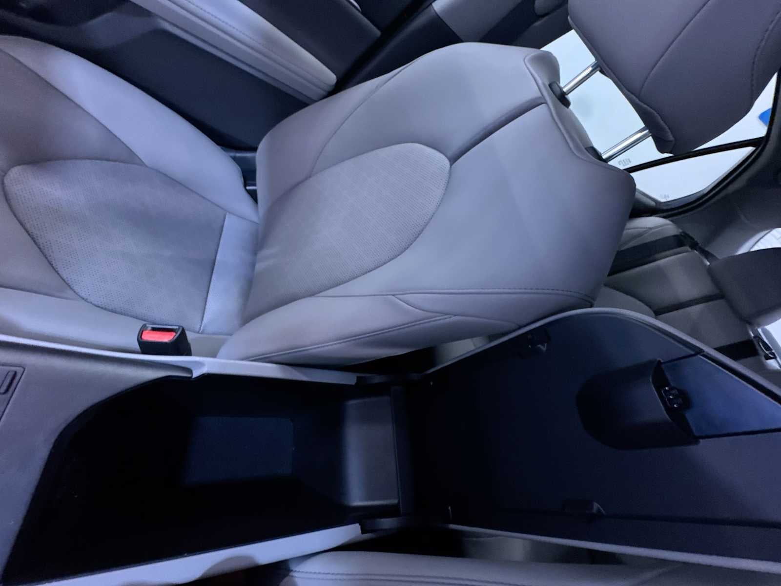 2024 Toyota Camry Hybrid XSE