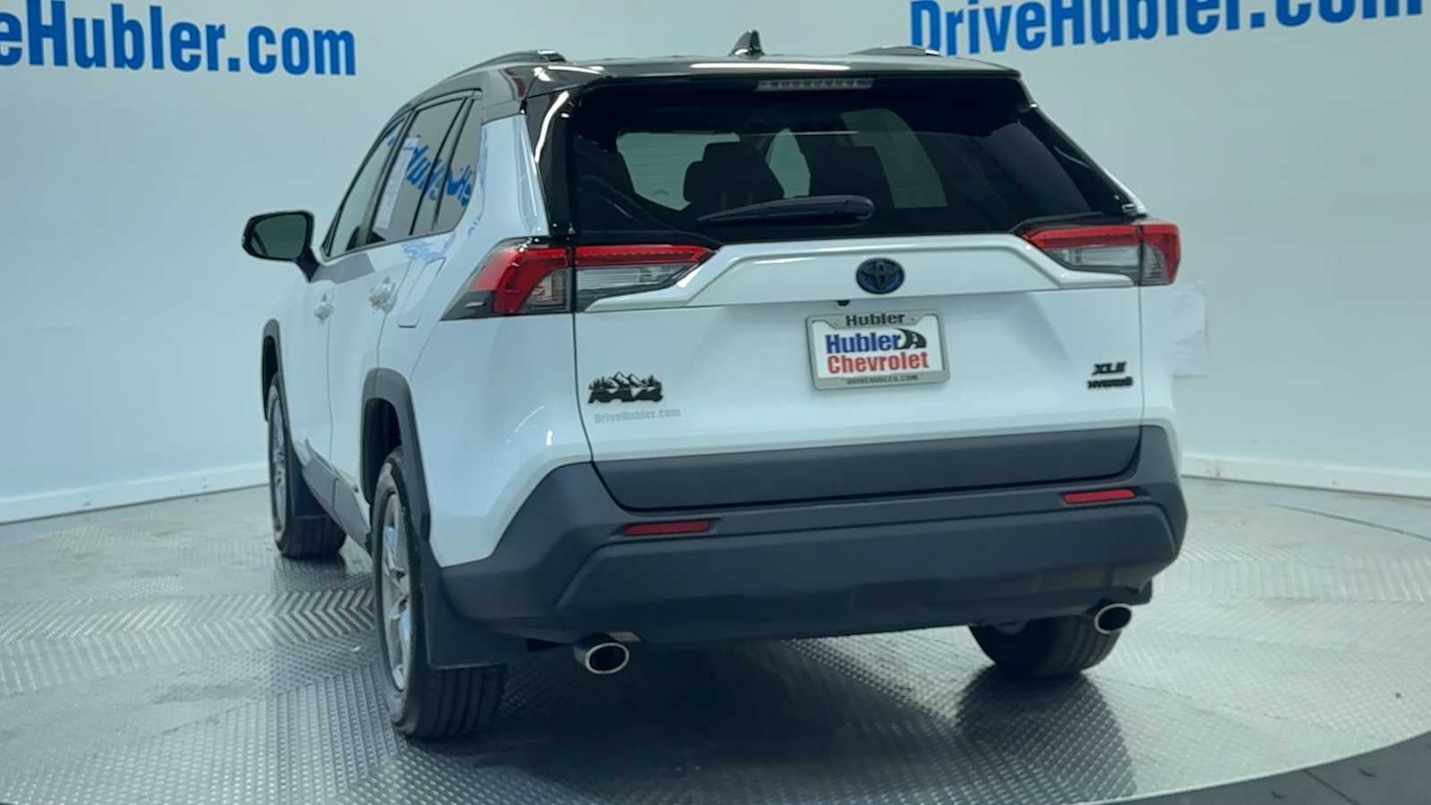 2024 Toyota RAV4 Hybrid XLE