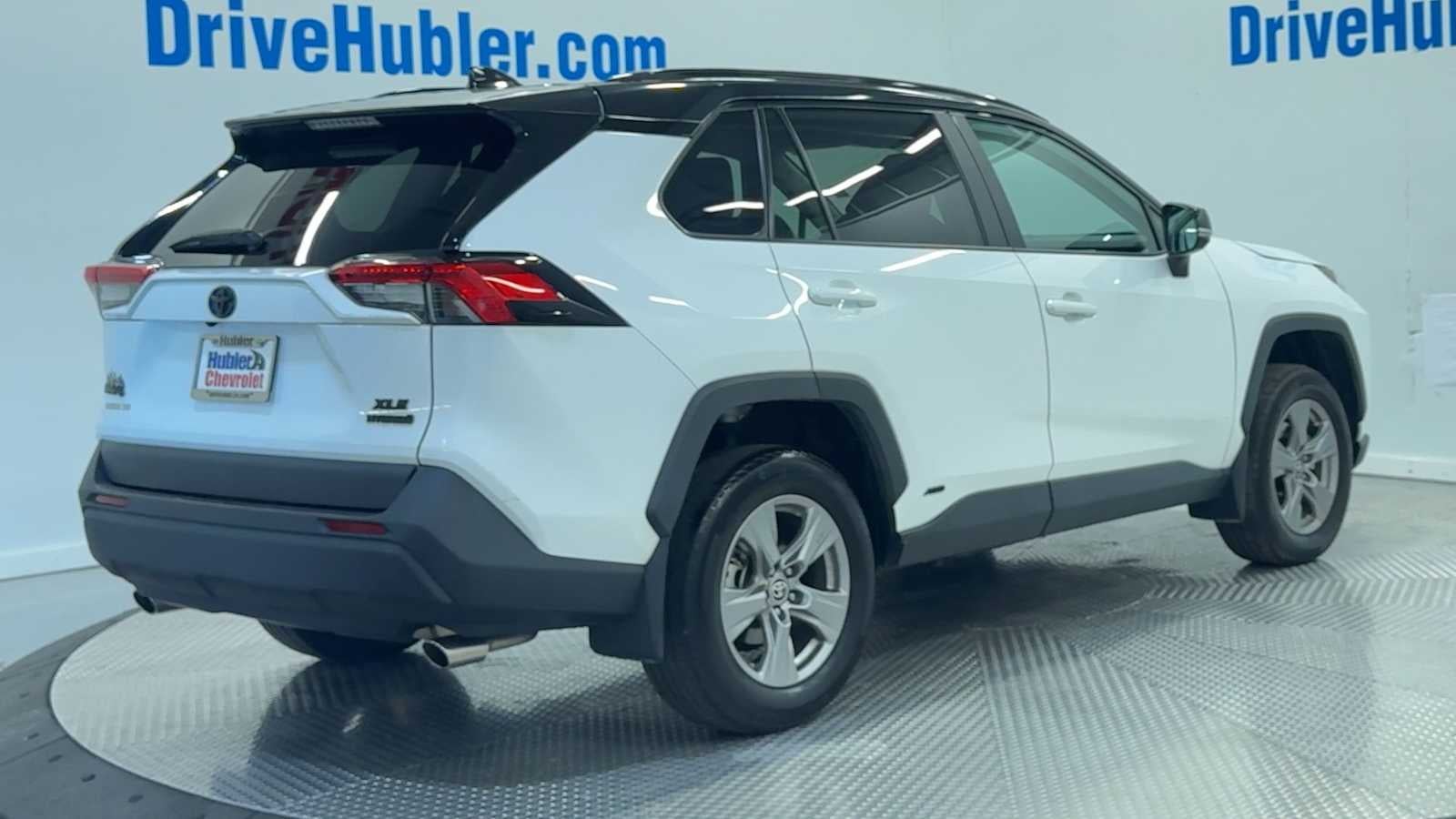 2024 Toyota RAV4 Hybrid XLE