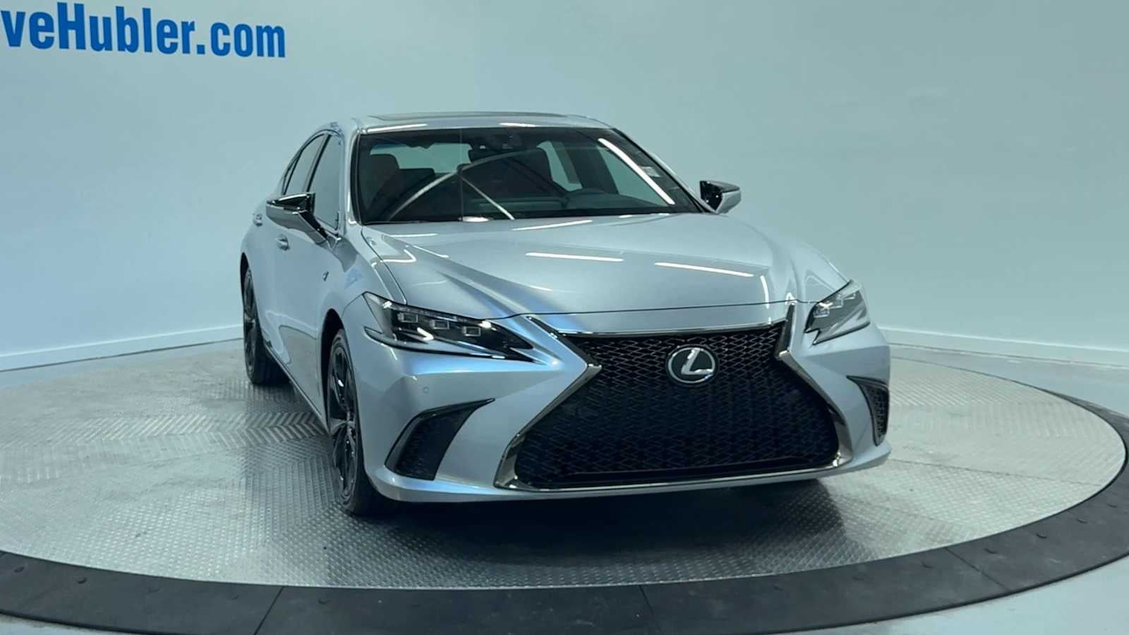 2023 Lexus ES F SPORT Handling