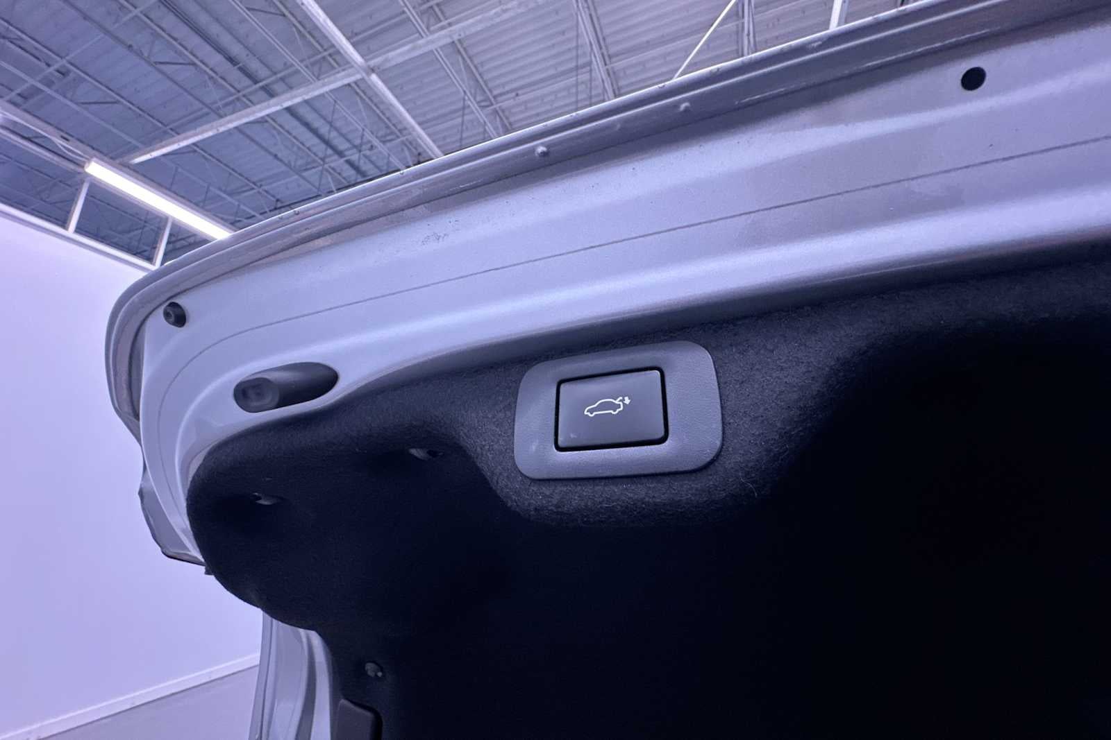 2023 Lexus ES F SPORT Handling