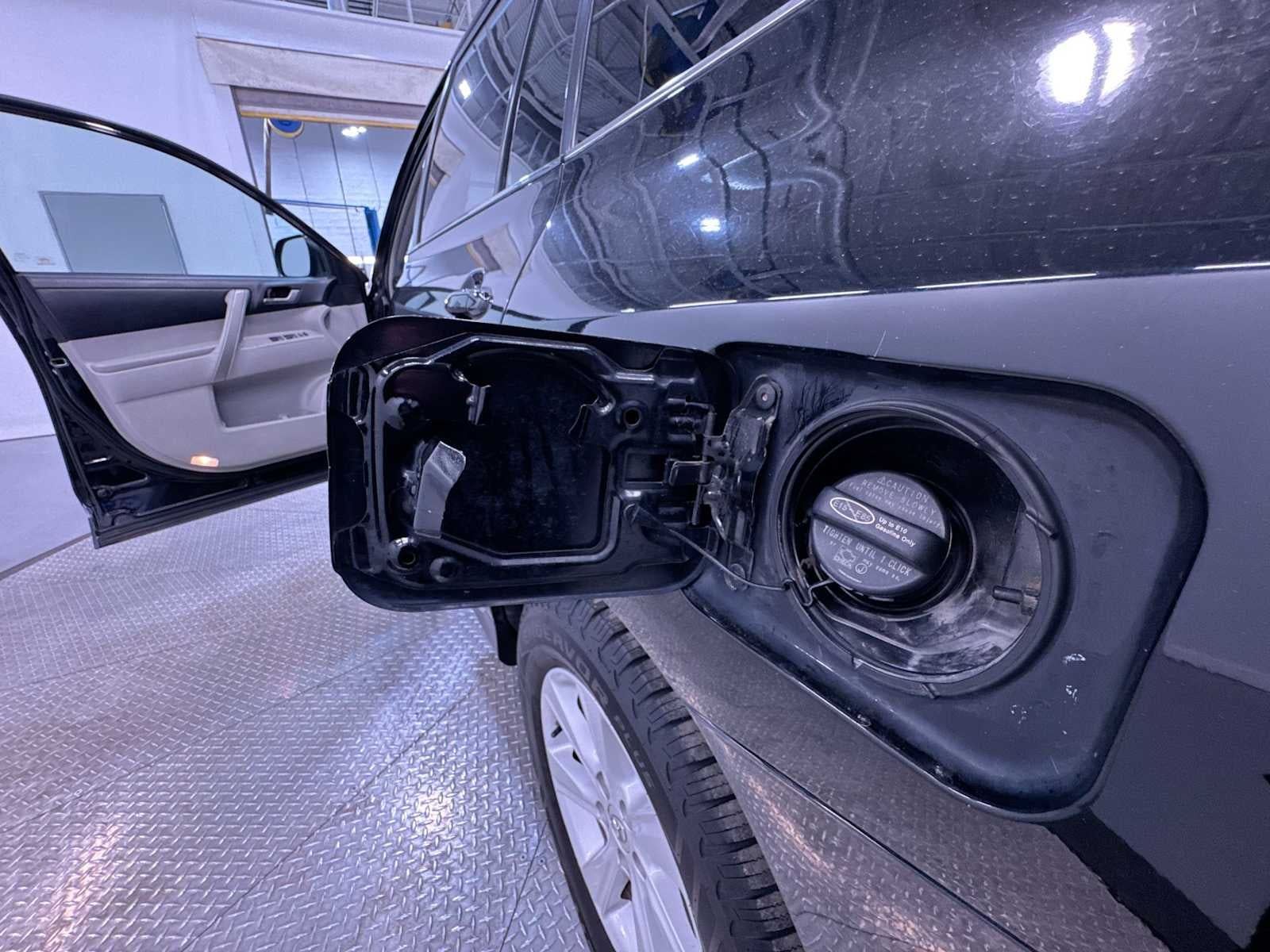 2013 Toyota Highlander SE