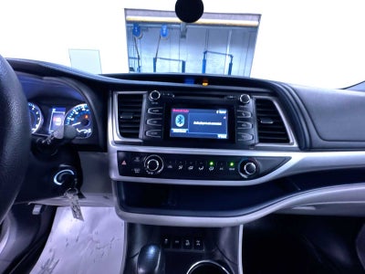 2018 Toyota Highlander LE