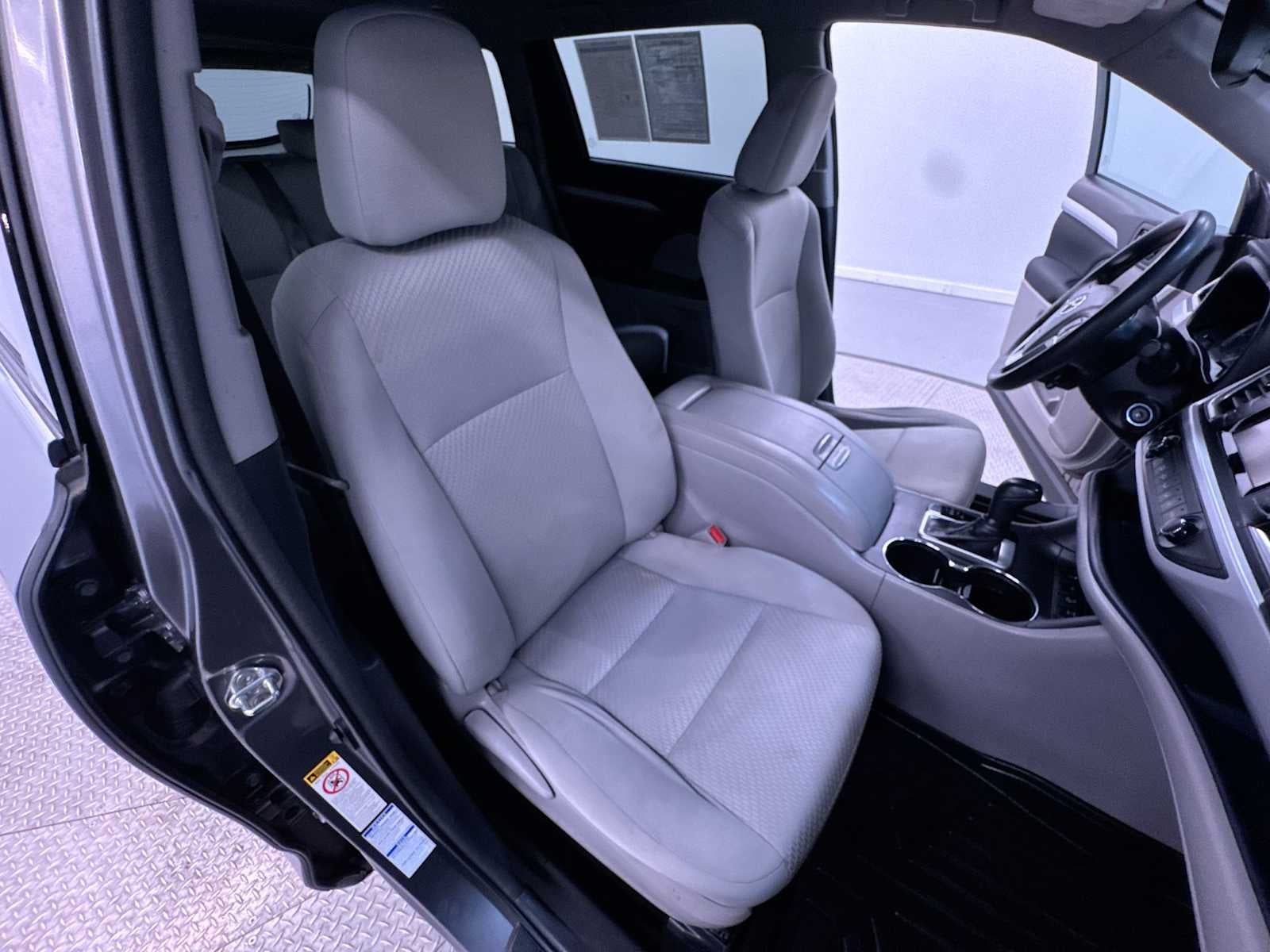 2018 Toyota Highlander LE