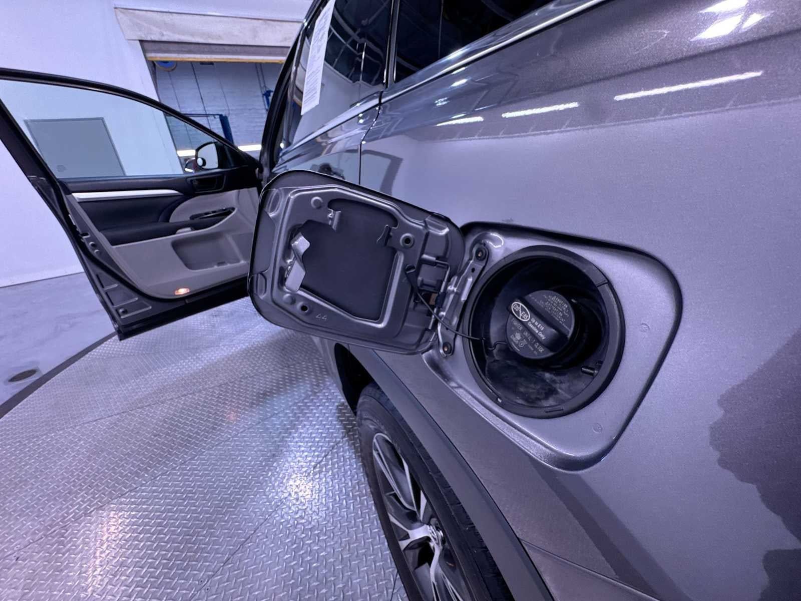 2018 Toyota Highlander LE