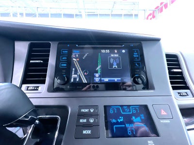 2017 Toyota Sienna XLE
