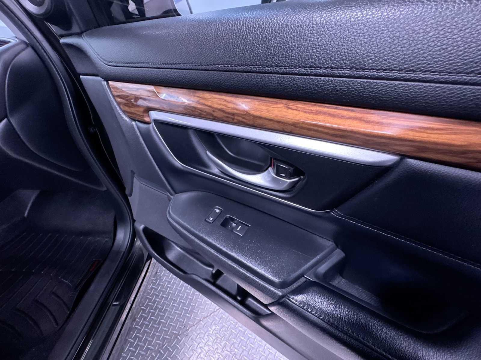 2017 Honda CR-V Touring