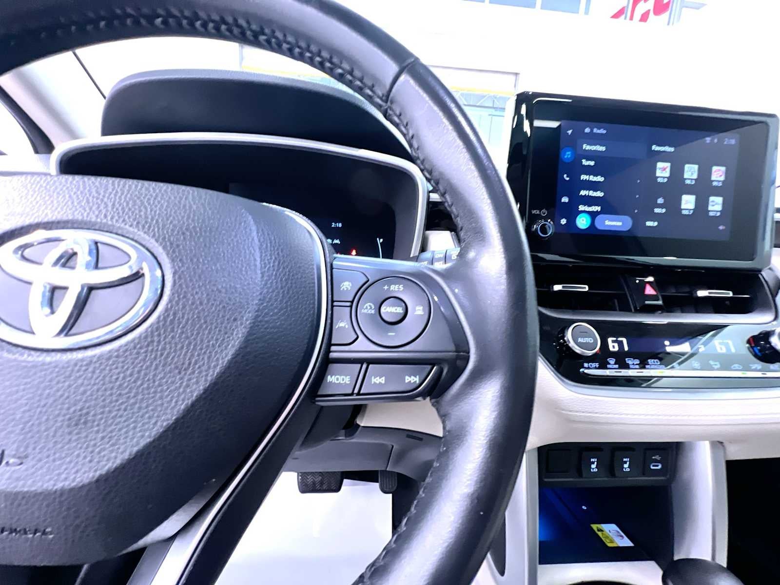 2023 Toyota Corolla Cross XLE